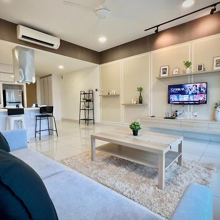 Royale Cottage Midvalley Netflix Pools 4 Pax Johor Bahru Exteriér fotografie