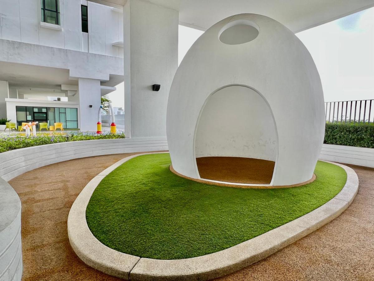Royale Cottage Midvalley Netflix Pools 4 Pax Johor Bahru Exteriér fotografie